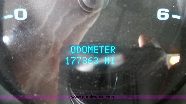 image for item L2131 2008 Chevrolet Silverado 1500 pickup truck