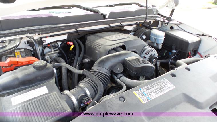 image for item L2131 2008 Chevrolet Silverado 1500 pickup truck