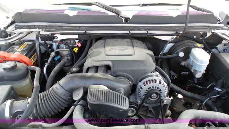 image for item L2131 2008 Chevrolet Silverado 1500 pickup truck