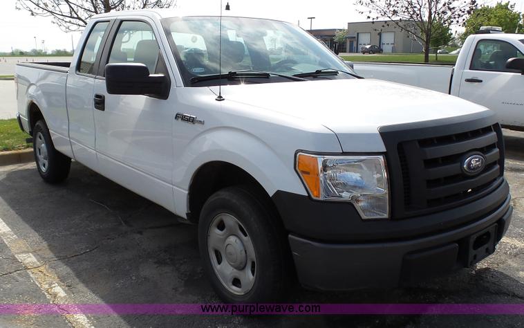 image for item L2133 2009 Ford F150 SuperCab pickup truck
