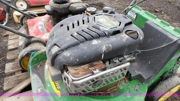 image for item L2137 Lawn and garden equipment