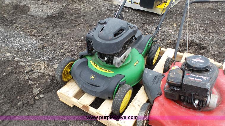 image for item L2137 Lawn and garden equipment