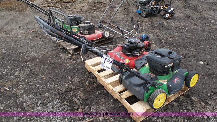 image for item L2137 Lawn and garden equipment