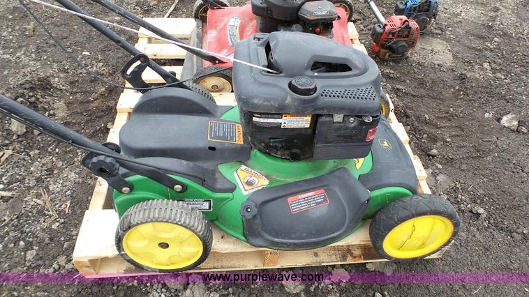 image for item L2137 Lawn and garden equipment