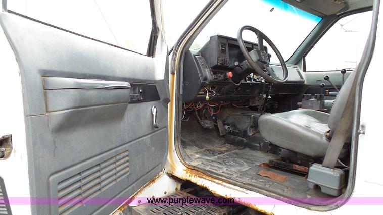 image for item L2139 1993 Chevrolet Kodiak dump truck