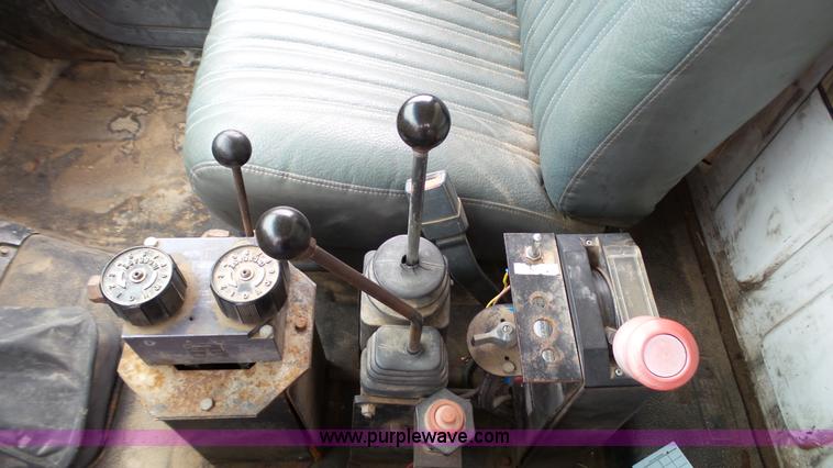 image for item L2139 1993 Chevrolet Kodiak dump truck