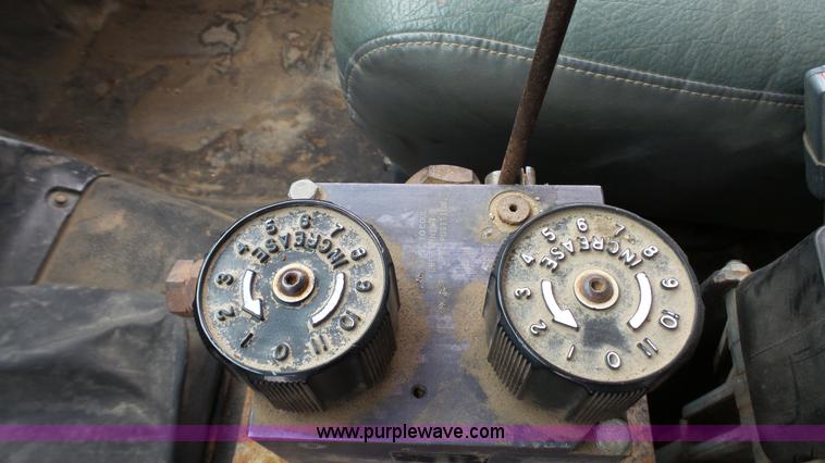 image for item L2139 1993 Chevrolet Kodiak dump truck