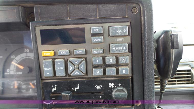 image for item L2139 1993 Chevrolet Kodiak dump truck