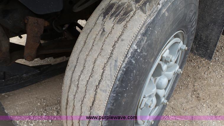 image for item L2139 1993 Chevrolet Kodiak dump truck