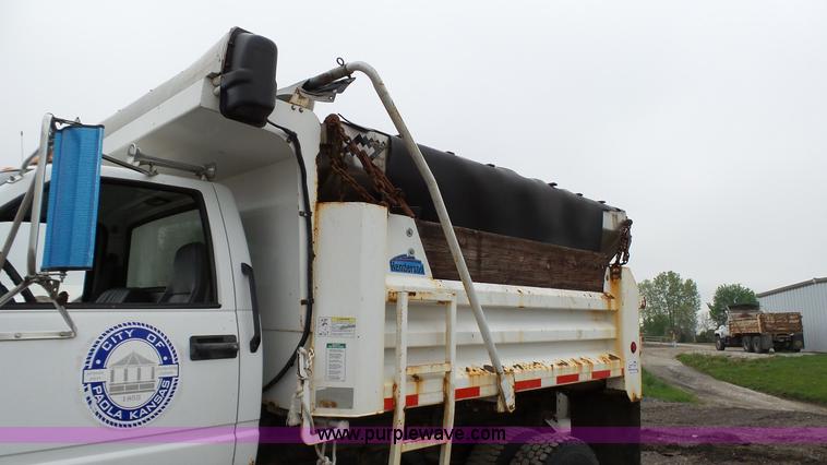 image for item L2139 1993 Chevrolet Kodiak dump truck