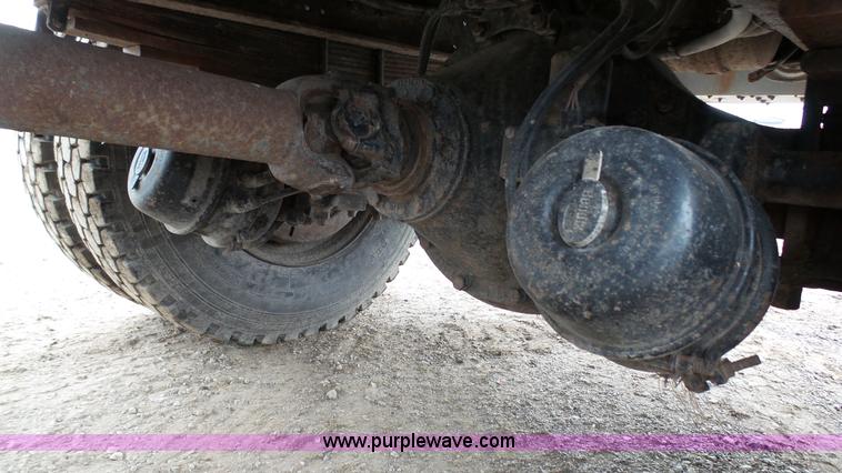 image for item L2139 1993 Chevrolet Kodiak dump truck