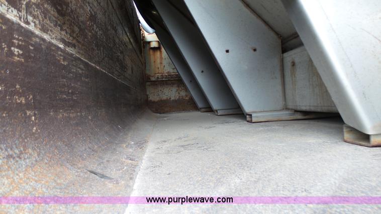 image for item L2139 1993 Chevrolet Kodiak dump truck