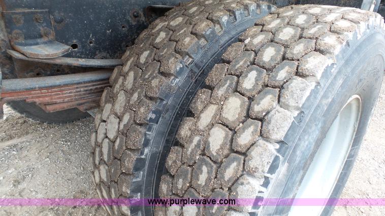 image for item L2139 1993 Chevrolet Kodiak dump truck