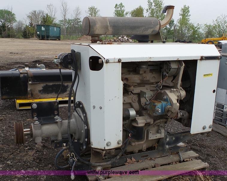 image for item L2140 John Deere 4045DF150 4.5L four cylinder diesel engine