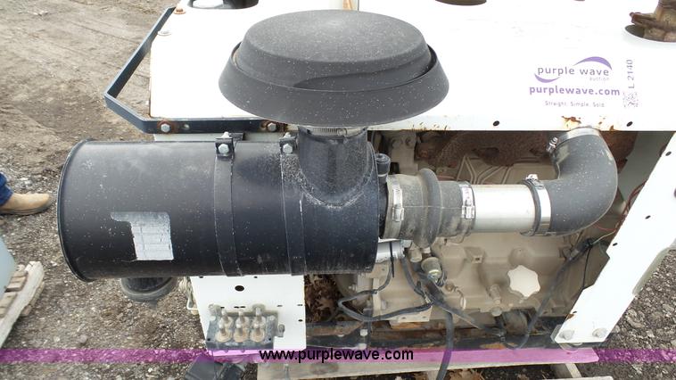 image for item L2140 John Deere 4045DF150 4.5L four cylinder diesel engine