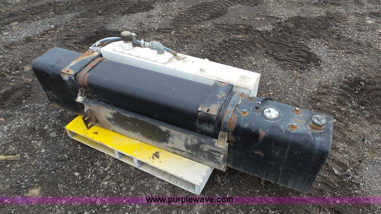 image for item L2140 John Deere 4045DF150 4.5L four cylinder diesel engine