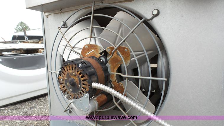 image for item L2141 Dayton 4LX67 heater