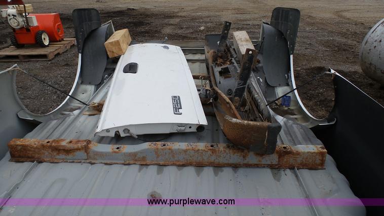 image for item L2142 Ford F250 pickup truck bed