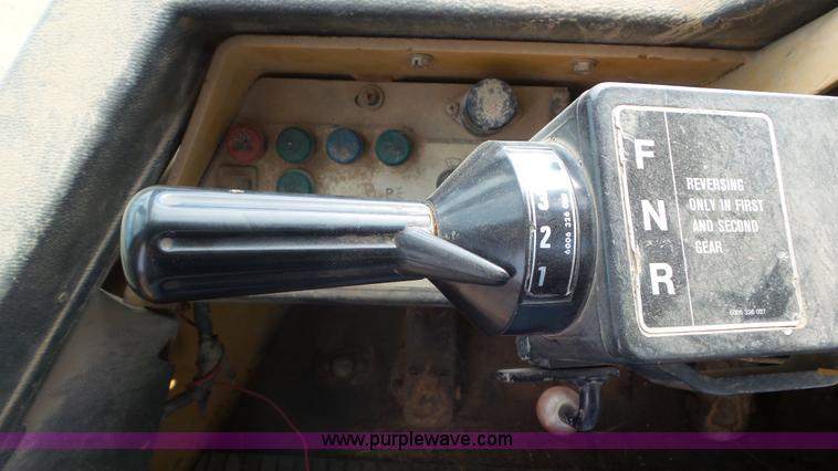 image for item L2158 1987 Fiat-Allis FR11 wheel loader