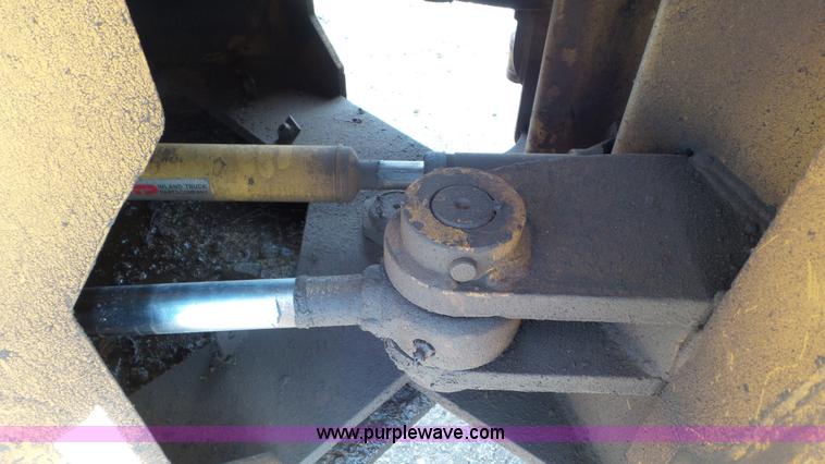 image for item L2158 1987 Fiat-Allis FR11 wheel loader