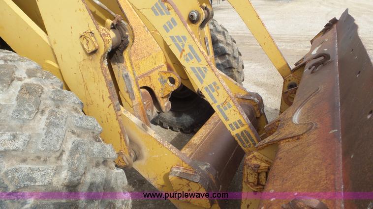 image for item L2158 1987 Fiat-Allis FR11 wheel loader