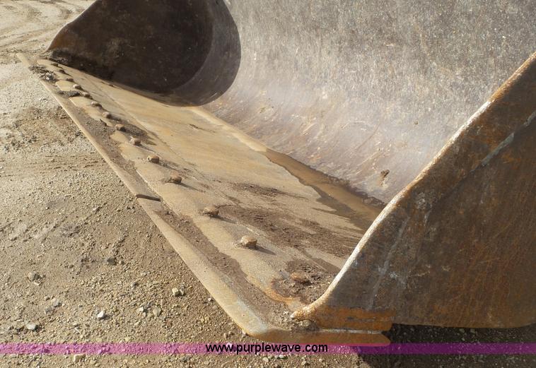 image for item L2158 1987 Fiat-Allis FR11 wheel loader