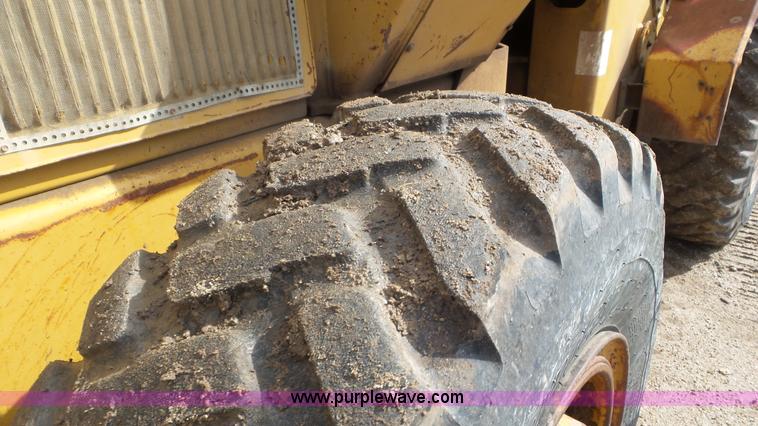 image for item L2158 1987 Fiat-Allis FR11 wheel loader