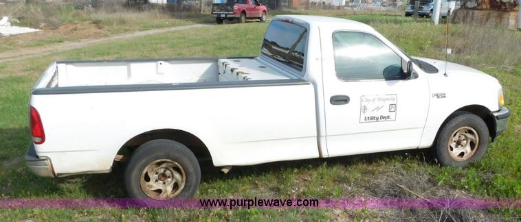 image for item L5833 1997 Ford F150 pickup truck