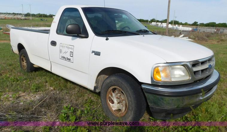 image for item L5833 1997 Ford F150 pickup truck