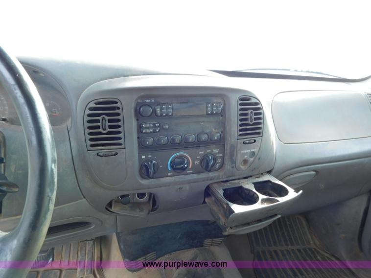 image for item L5833 1997 Ford F150 pickup truck