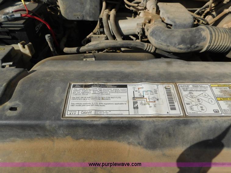 image for item L5833 1997 Ford F150 pickup truck