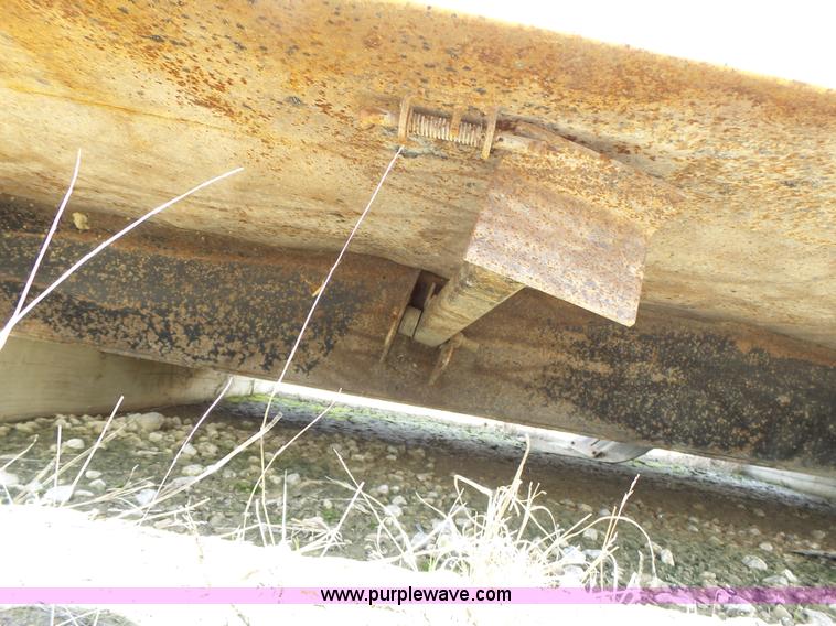 image for item L6043 Dump bed