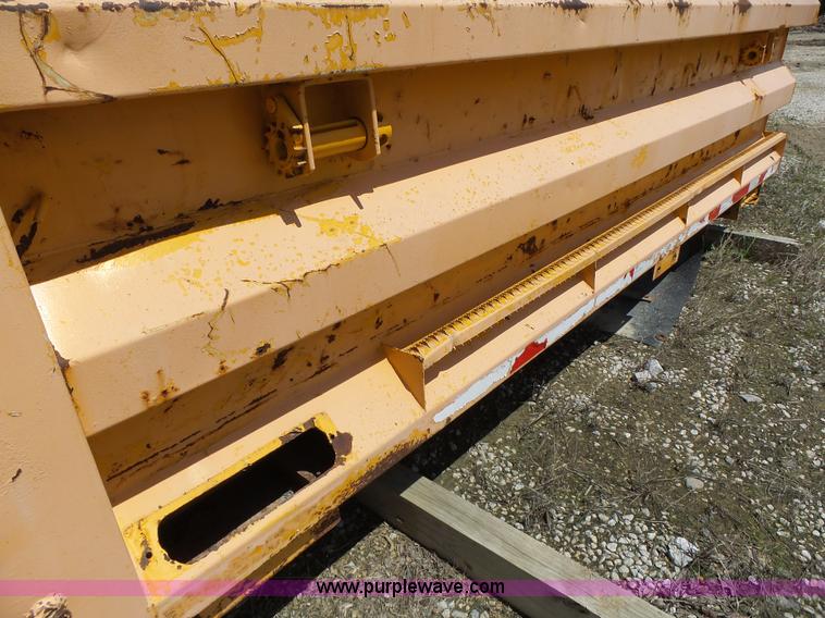 image for item L6043 Dump bed