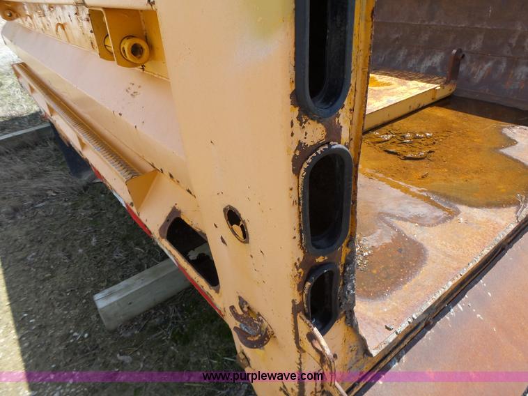 image for item L6043 Dump bed
