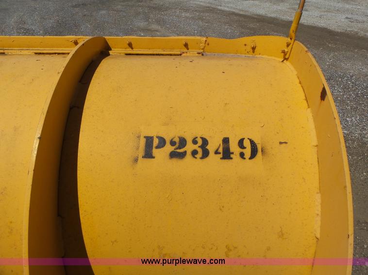 image for item L6058 2002 International F2554 dump truck