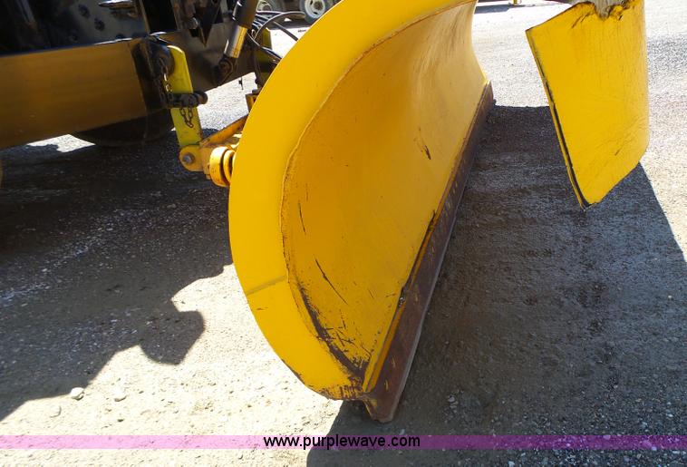 image for item L6058 2002 International F2554 dump truck