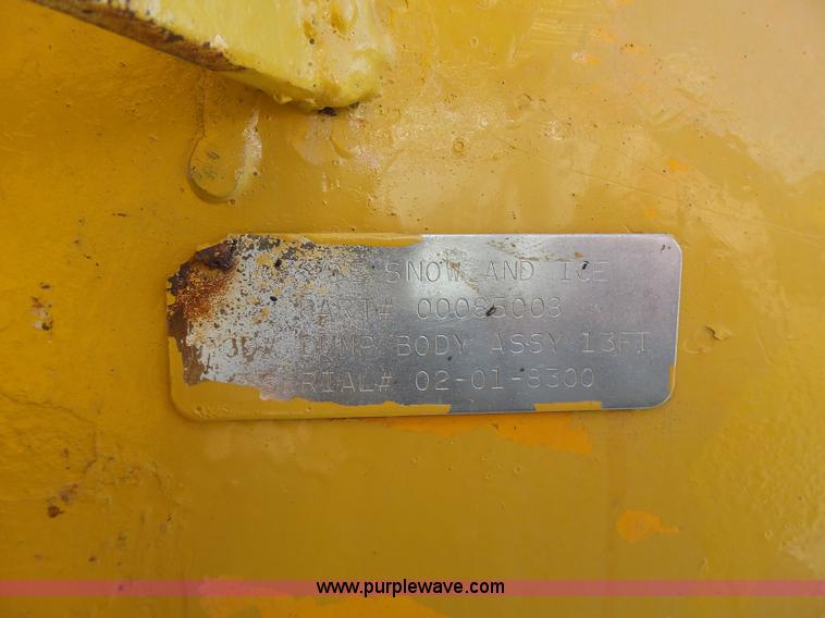 image for item L6058 2002 International F2554 dump truck