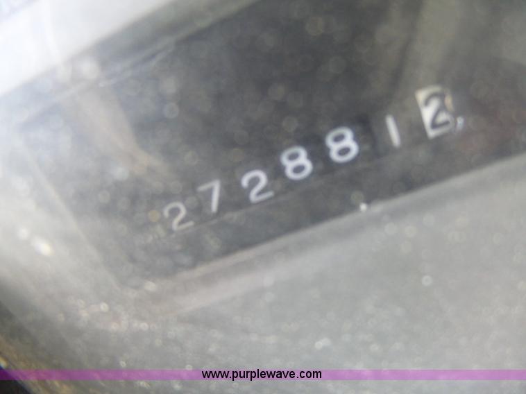 image for item L6058 2002 International F2554 dump truck