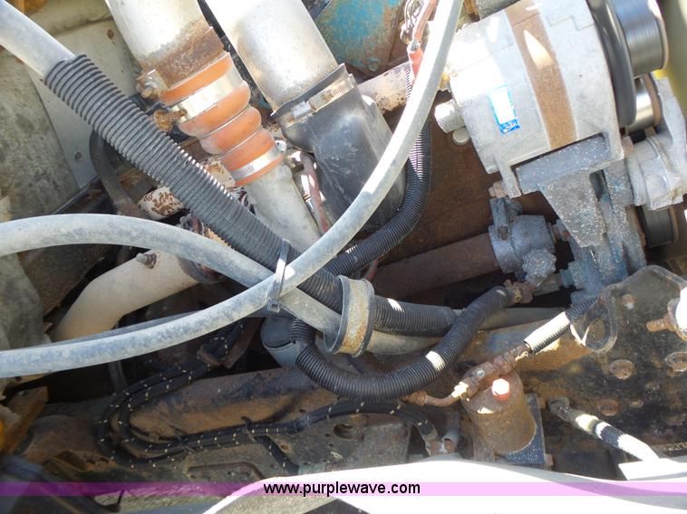 image for item L6058 2002 International F2554 dump truck