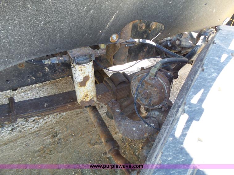 image for item L6058 2002 International F2554 dump truck