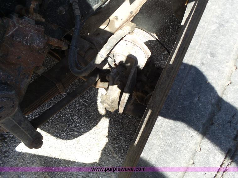 image for item L6059 2002 International 4900 dump truck