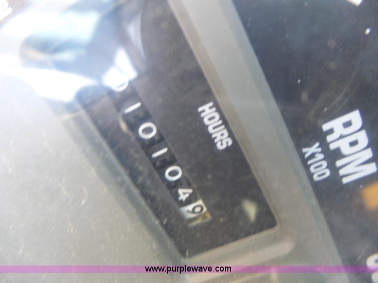 image for item L6059 2002 International 4900 dump truck