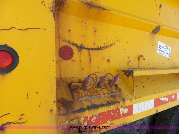 image for item L6060 2002 International F2554 dump truck