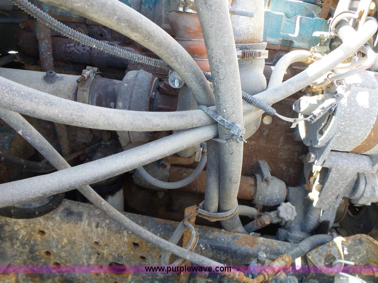 image for item L6060 2002 International F2554 dump truck