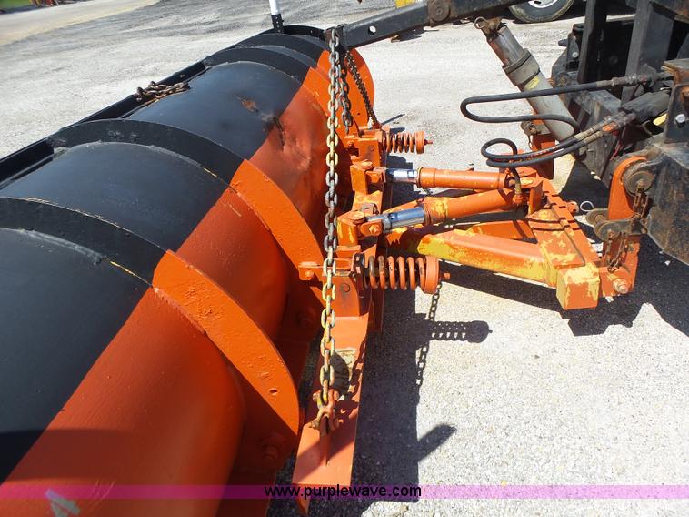 image for item L6062 2002 International F2554 dump truck