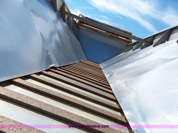 image for item L6062 2002 International F2554 dump truck