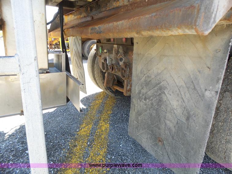 image for item L6062 2002 International F2554 dump truck