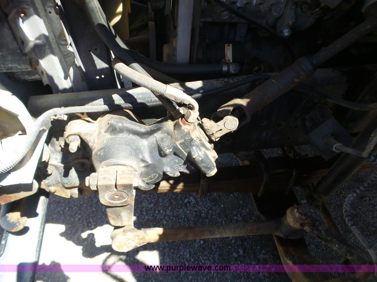 image for item L6340 1992 Ford B700 school bus