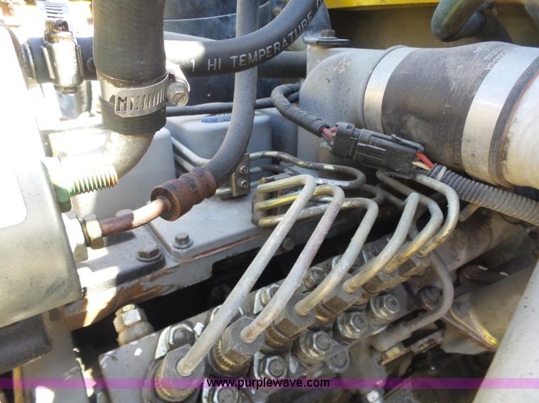 image for item L6340 1992 Ford B700 school bus