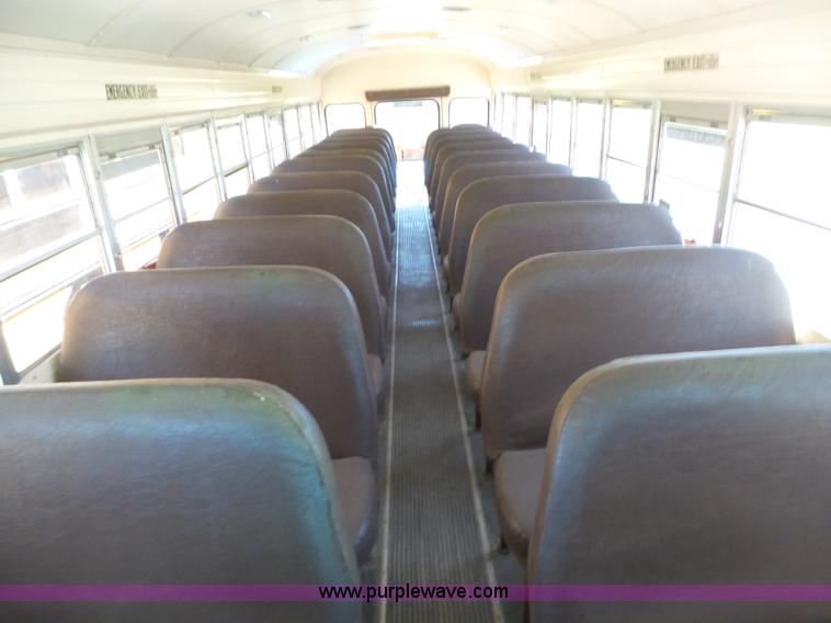 image for item L6340 1992 Ford B700 school bus